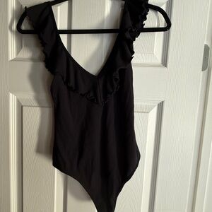 Wilfred Black Ruffled Bodysuit